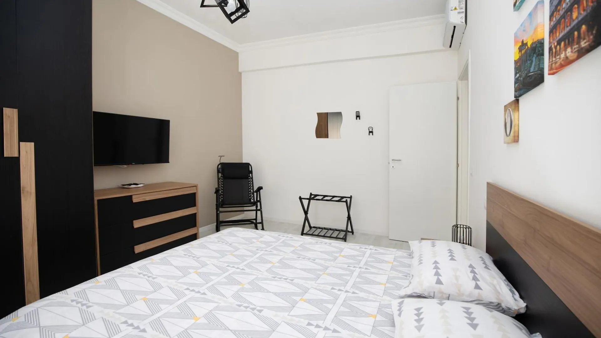Amores Roma Apartment 0*,
